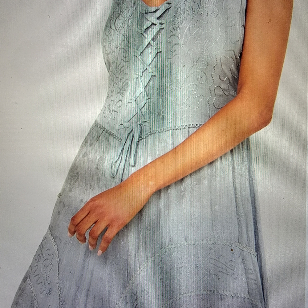 Lace up Midi Dress - Picture 3 of 4